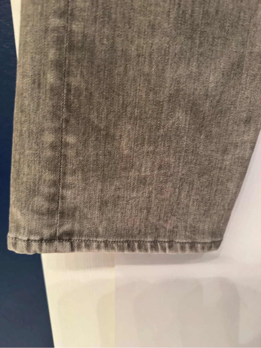 AG Adriano Goldschmied Dylan Slim Skinny Gray Wash Denim Men’s Jeans Size 32 - Picture 8 of 16